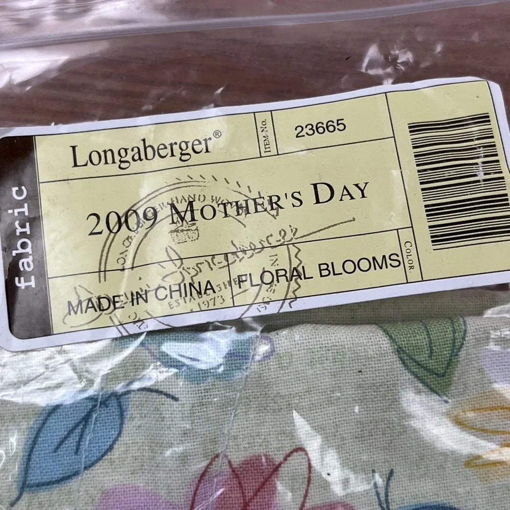 Longaberger Fabric Liner for 2009 Mother's Day Basket in Floral Blooms NEW 23665